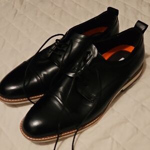 Mens Steve Madden Size 10.5 Dress Shoes